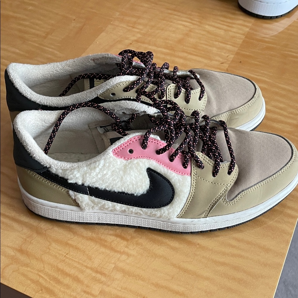 Nike Black and Tan Sneakers with Pink Highlights